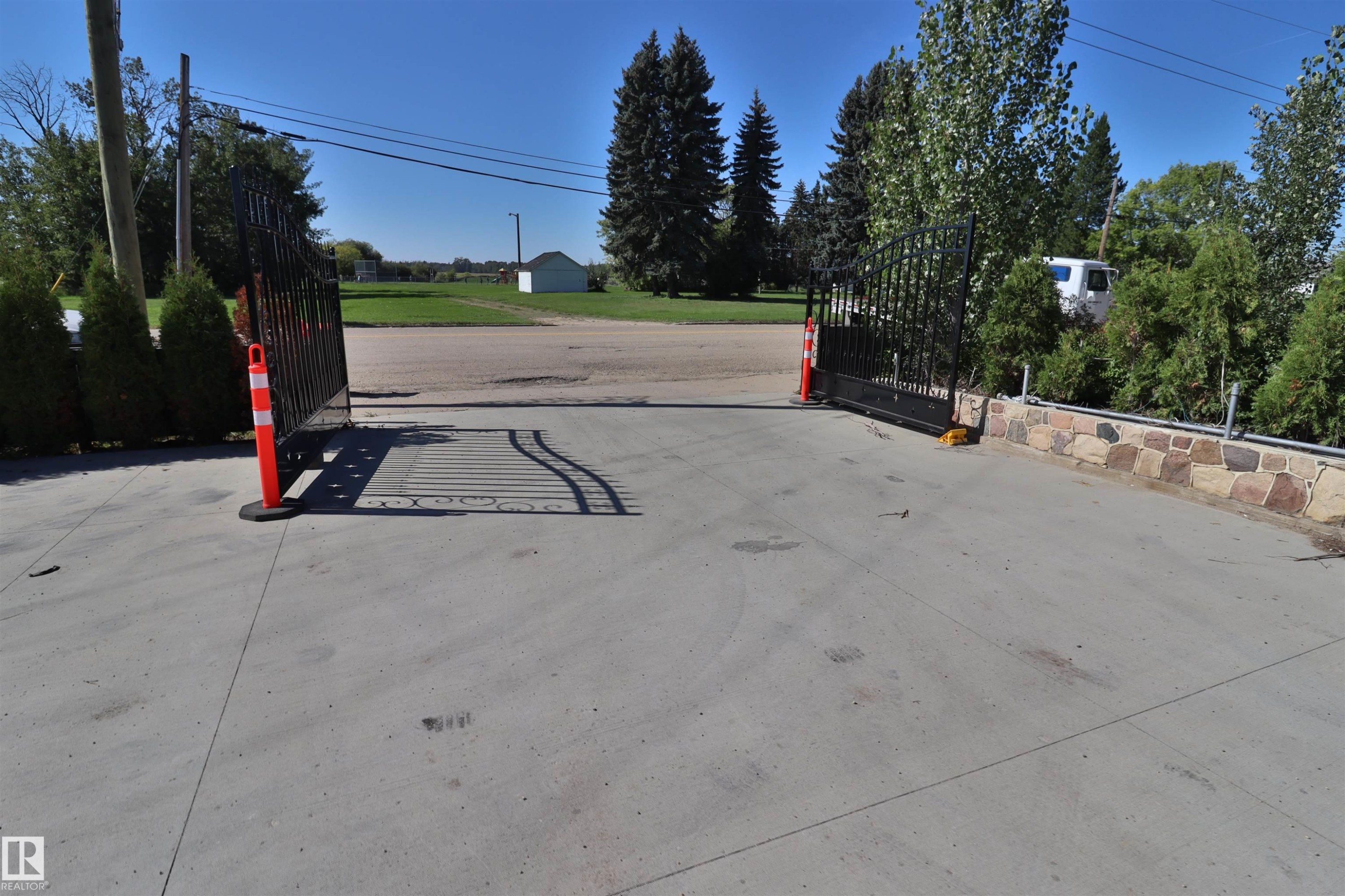 












4601 52 Street

,
Thorsby,




AB
T0C 2P0

