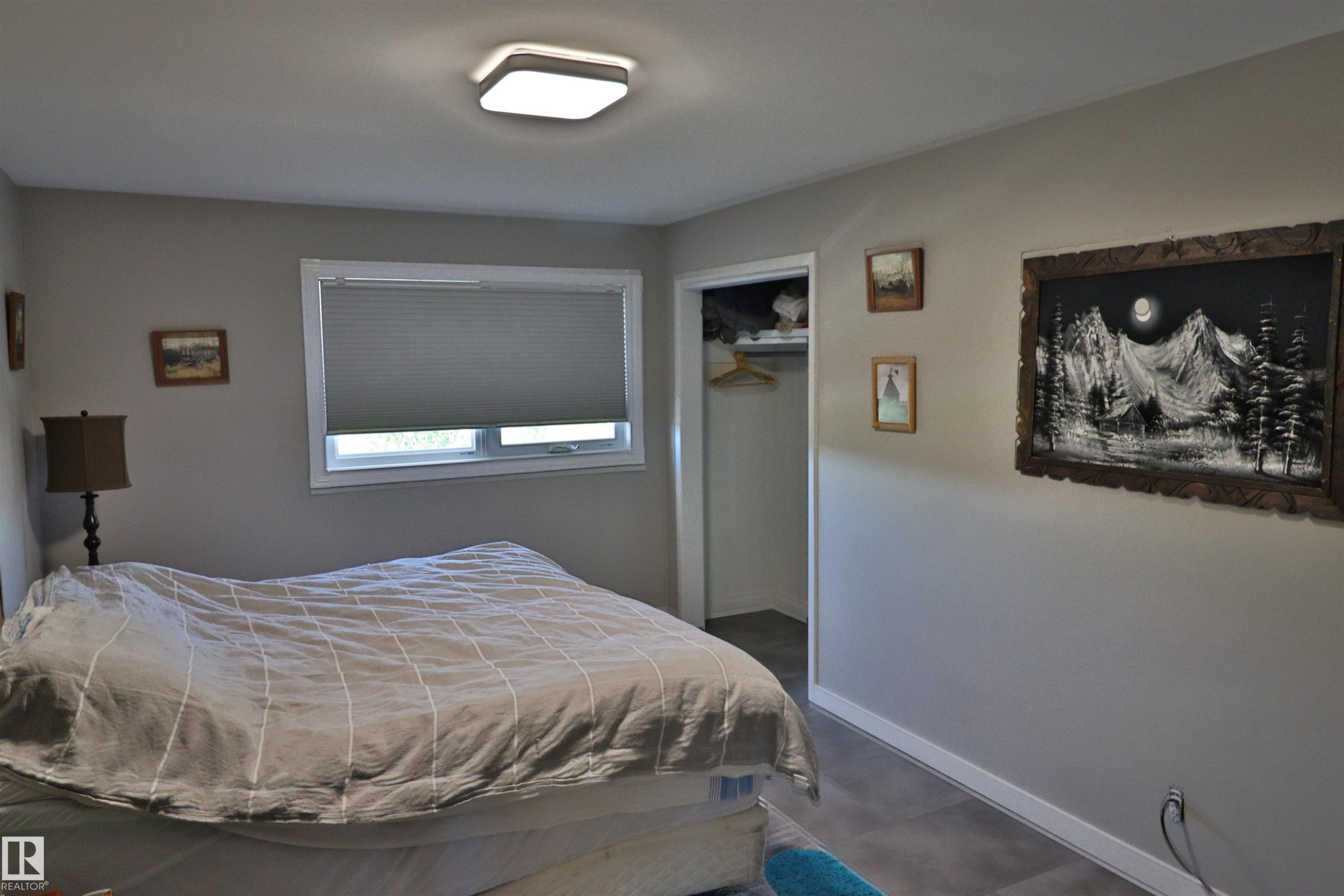 












4601 52 Street

,
Thorsby,




AB
T0C 2P0

