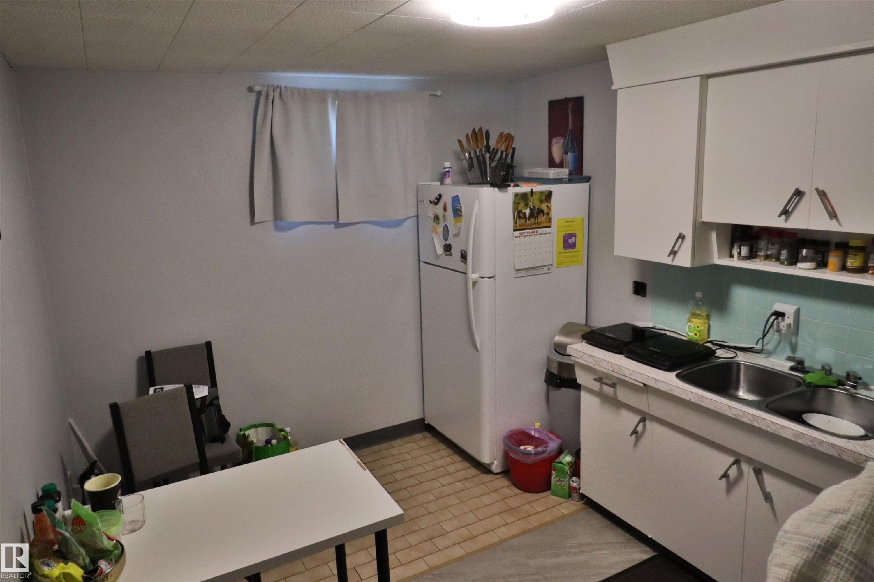 












4601 52 Street

,
Thorsby,




AB
T0C 2P0

