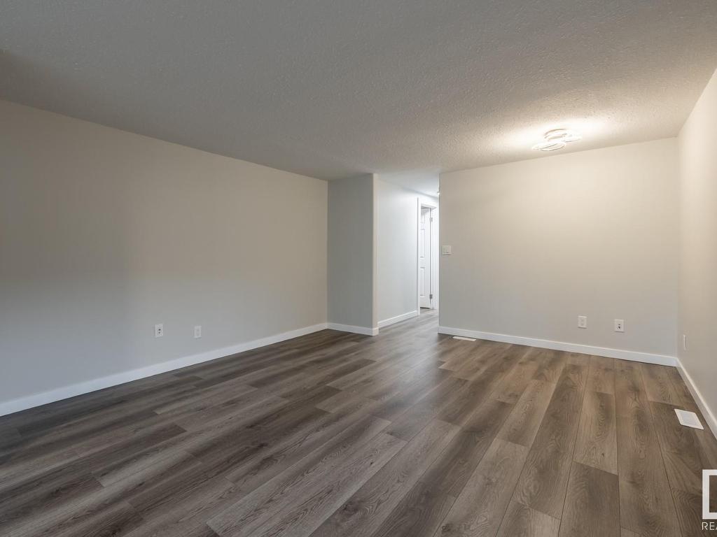 












23 The Pkwy NW

,
Edmonton,




AB
T6P 1E1

