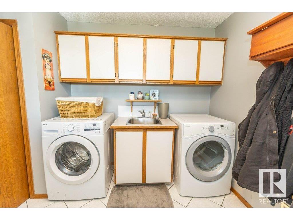 












8 Sunrise DR Summer Village of Larkspur

,
Rural Westlock County,




AB
T0G 0S0

