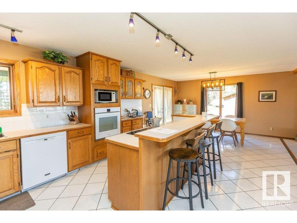 












8 Sunrise DR Summer Village of Larkspur

,
Rural Westlock County,




AB
T0G 0S0

