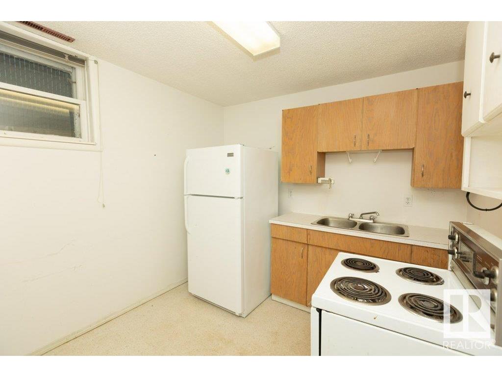 












10236 106 Street

,
Westlock,




AB
T7P 1W7

