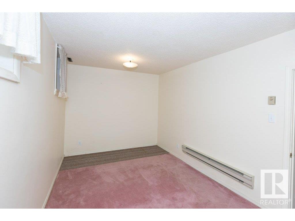 












10236 106 Street

,
Westlock,




AB
T7P 1W7

