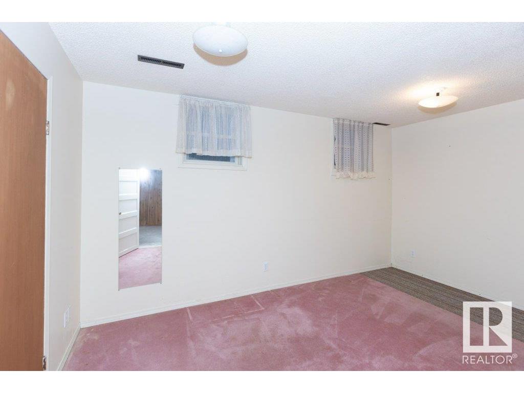 












10236 106 Street

,
Westlock,




AB
T7P 1W7

