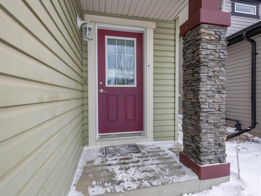 












17 6520 2 Avenue SW

,
Edmonton,




AB
T6X 1X4

