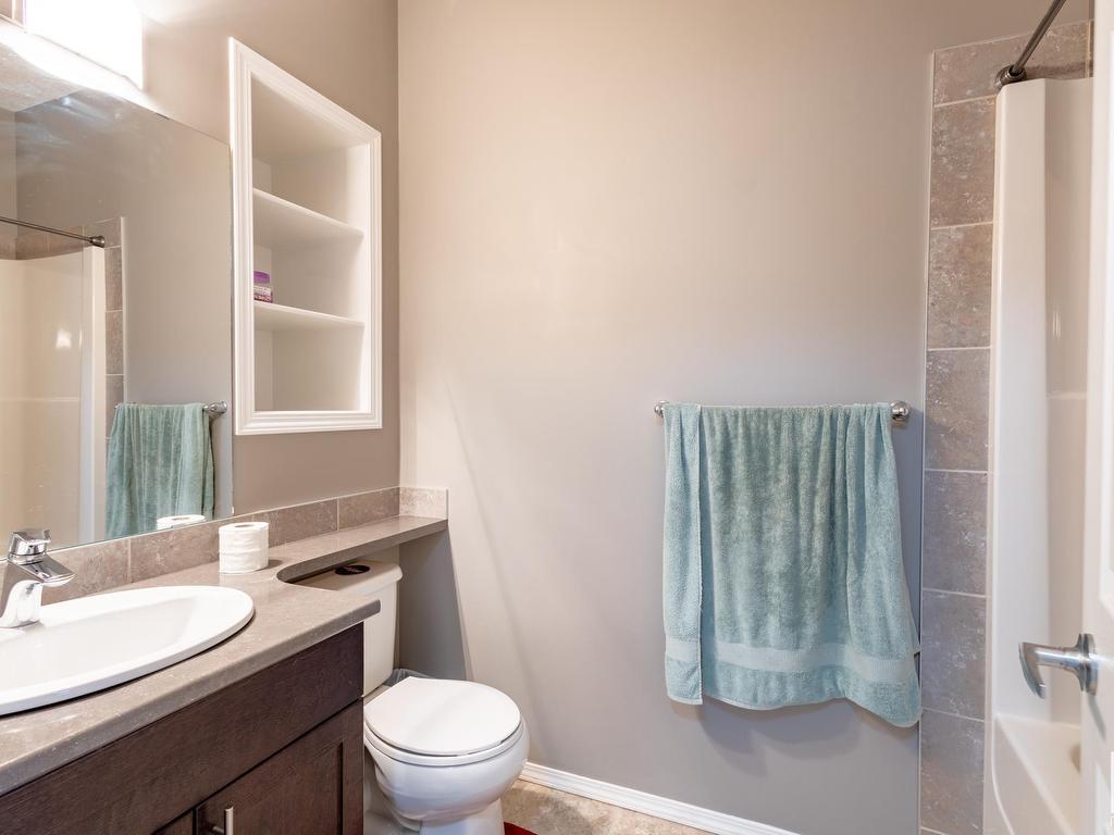 












17 6520 2 Avenue SW

,
Edmonton,




AB
T6X 1X4

