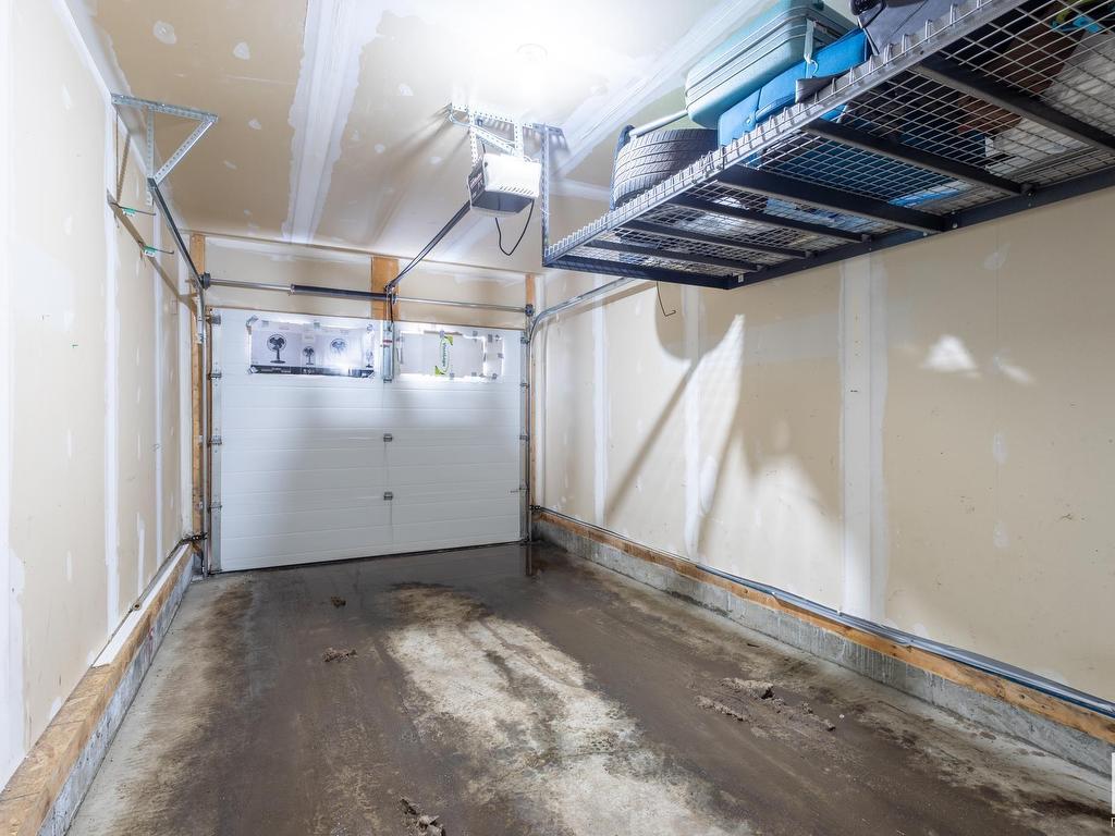 












17 6520 2 Avenue SW

,
Edmonton,




AB
T6X 1X4

