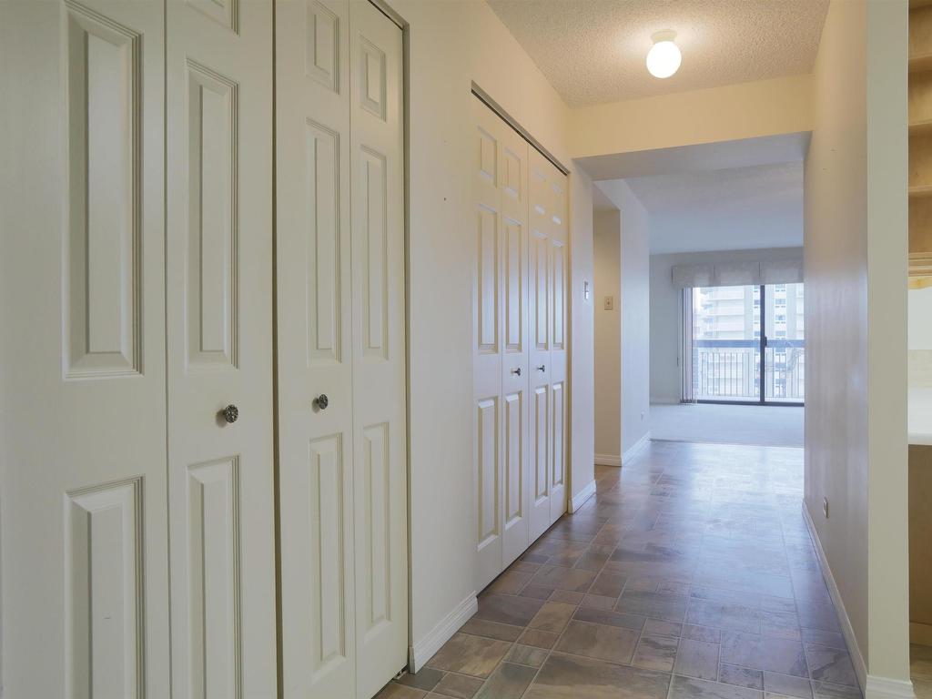 












1201 11027 87 Avenue

,
Edmonton,




AB
T6G 2P9

