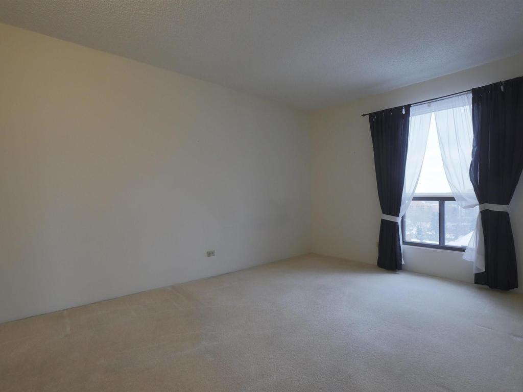 












1201 11027 87 Avenue

,
Edmonton,




AB
T6G 2P9

