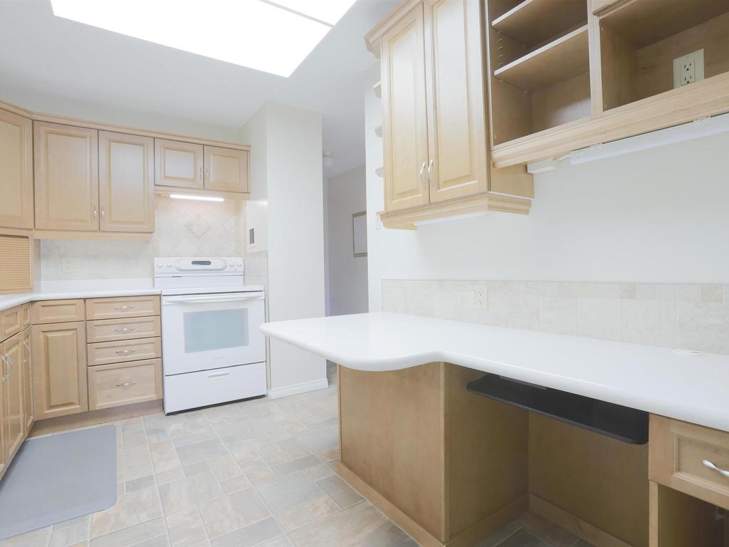 












1201 11027 87 Avenue

,
Edmonton,




AB
T6G 2P9


