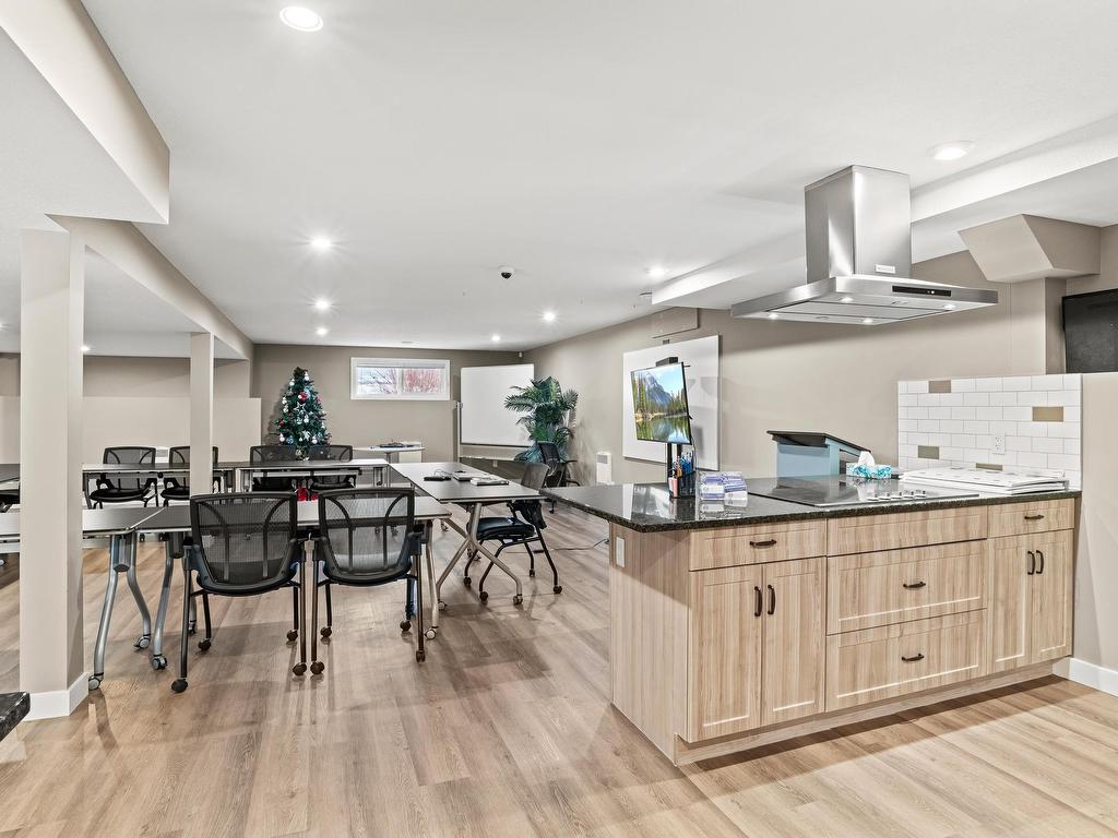 












5205 50 Street

,
Cold Lake,




AB
T9M 1P1

