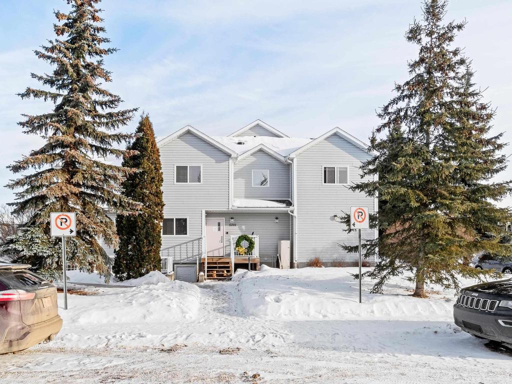 












5205 50 Street

,
Cold Lake,




AB
T9M 1P1

