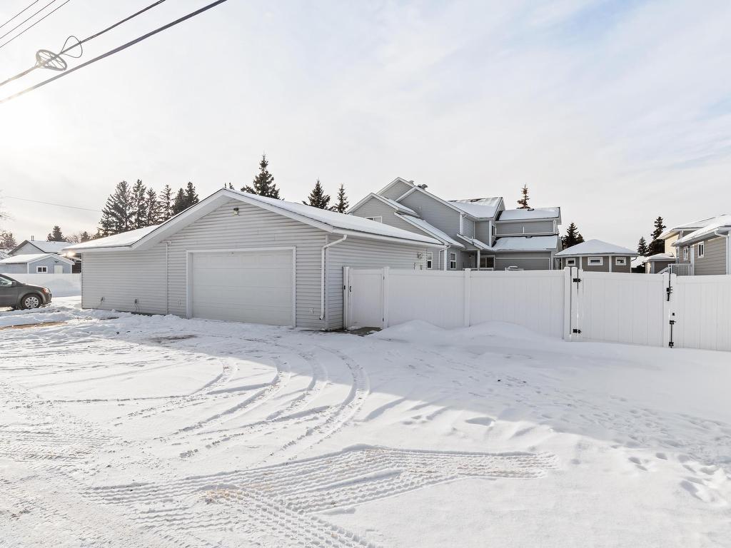 












5205 50 Street

,
Cold Lake,




AB
T9M 1P1

