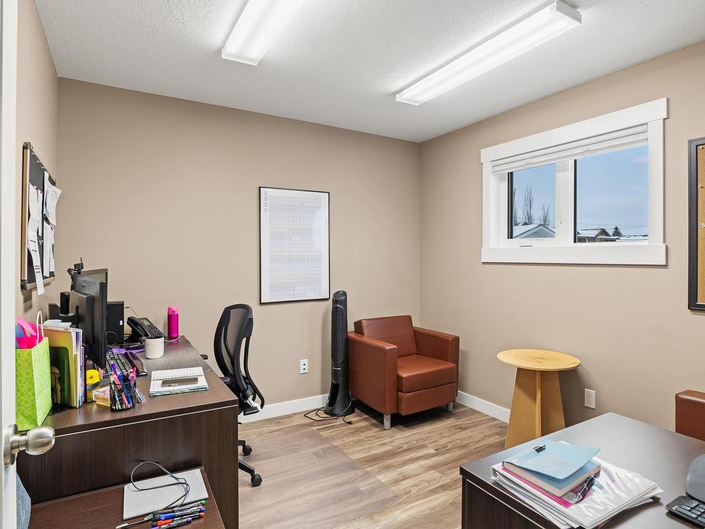 












5205 50 Street

,
Cold Lake,




AB
T9M 1P1

