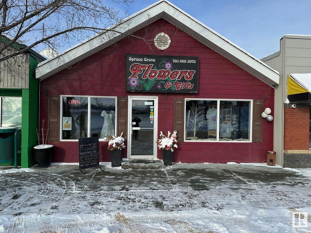 












321 First Avenue

,
Spruce Grove,




AB
T7X 3X7

