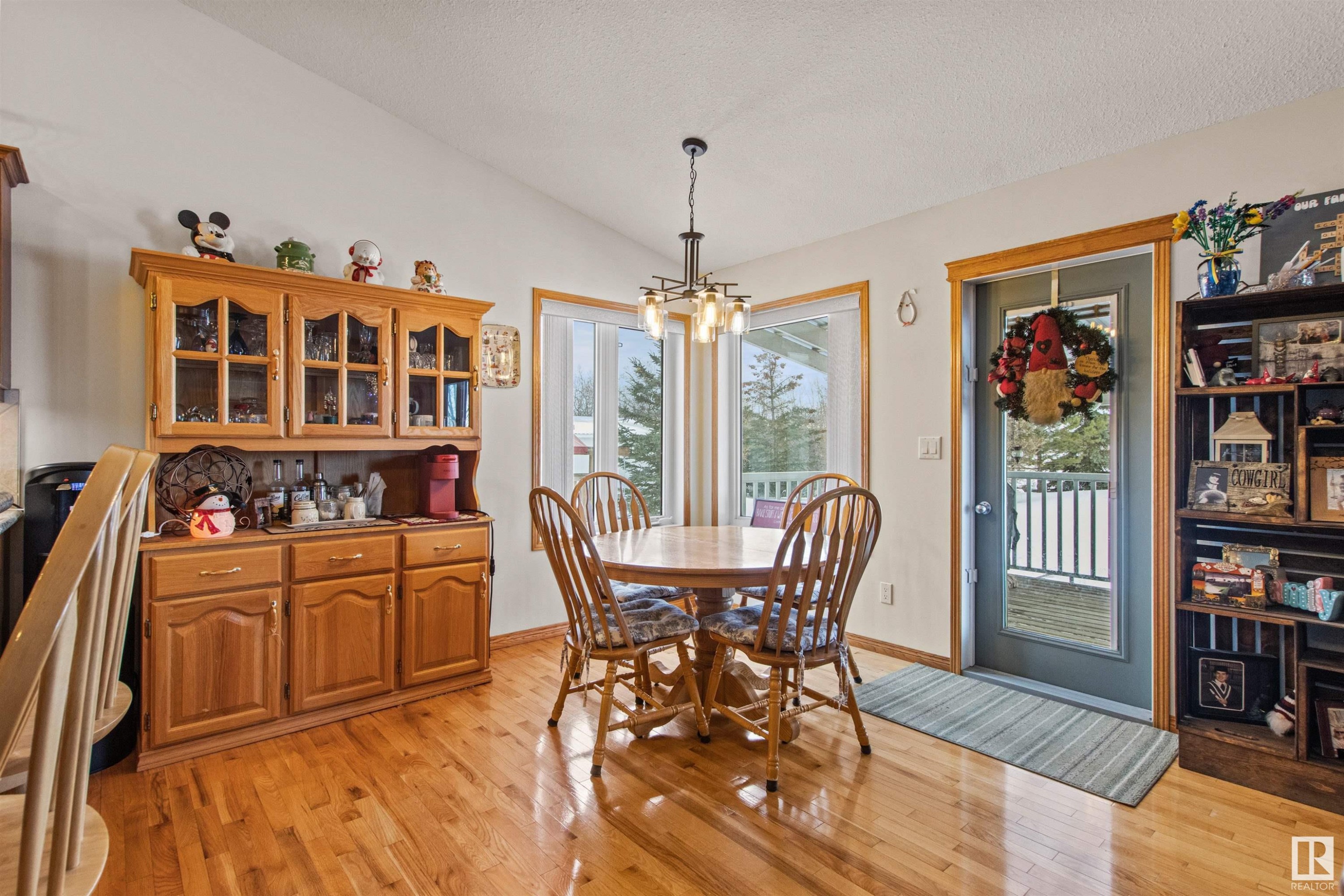 












1 53526 RGE ROAD 273

,
Rural Parkland County,




AB
T7X 3R9

