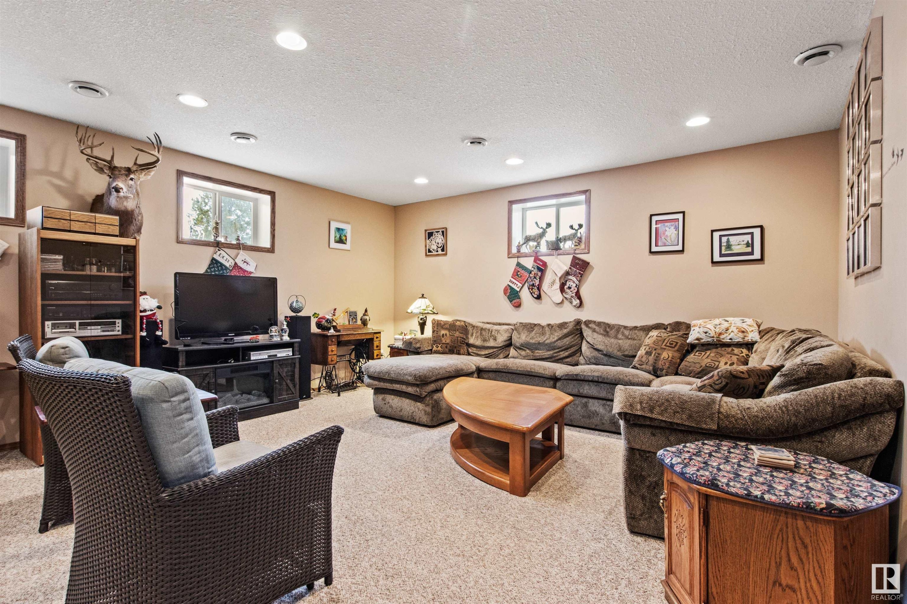 












1 53526 RGE ROAD 273

,
Rural Parkland County,




AB
T7X 3R9

