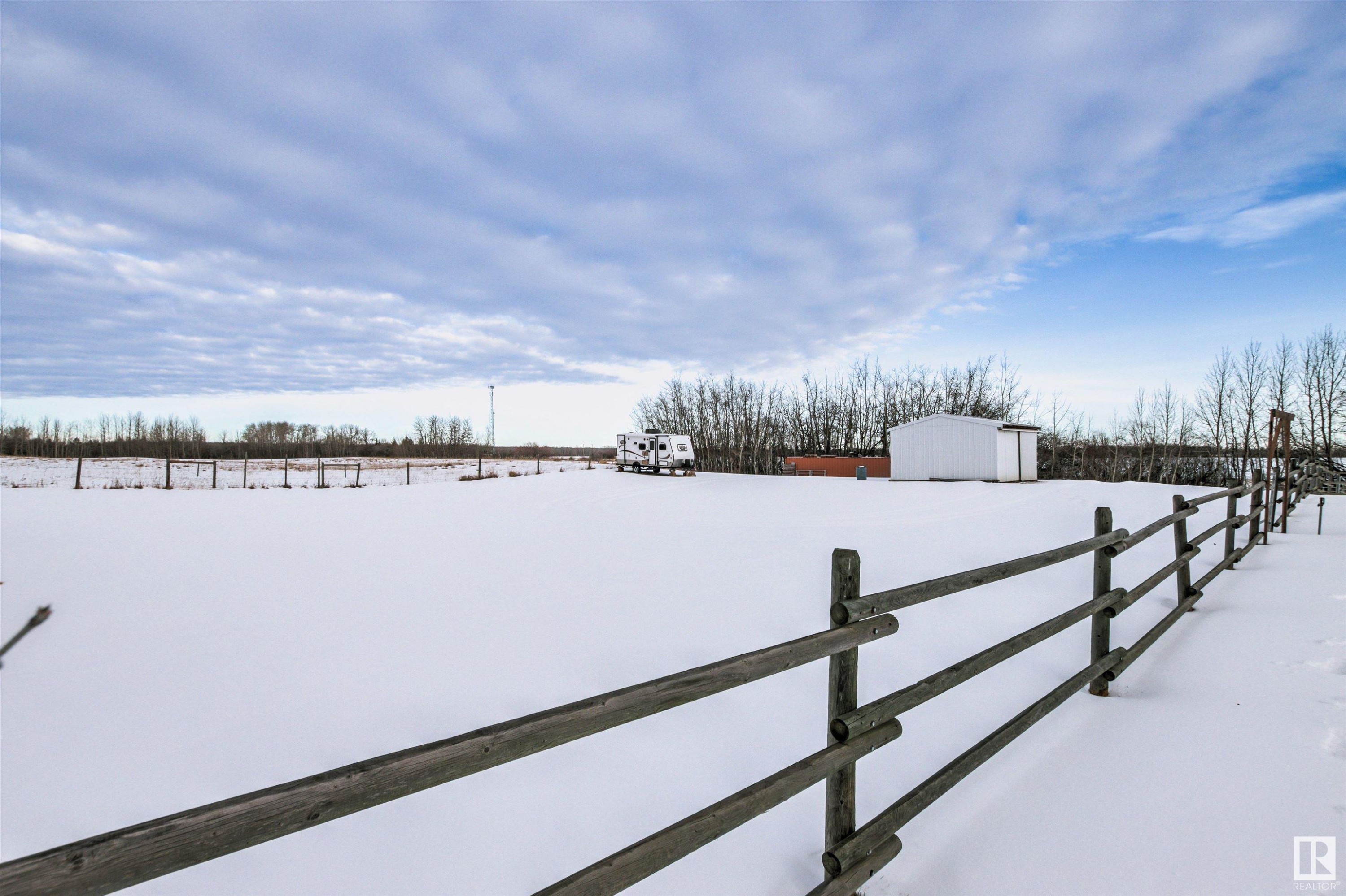 












1 53526 RGE ROAD 273

,
Rural Parkland County,




AB
T7X 3R9


