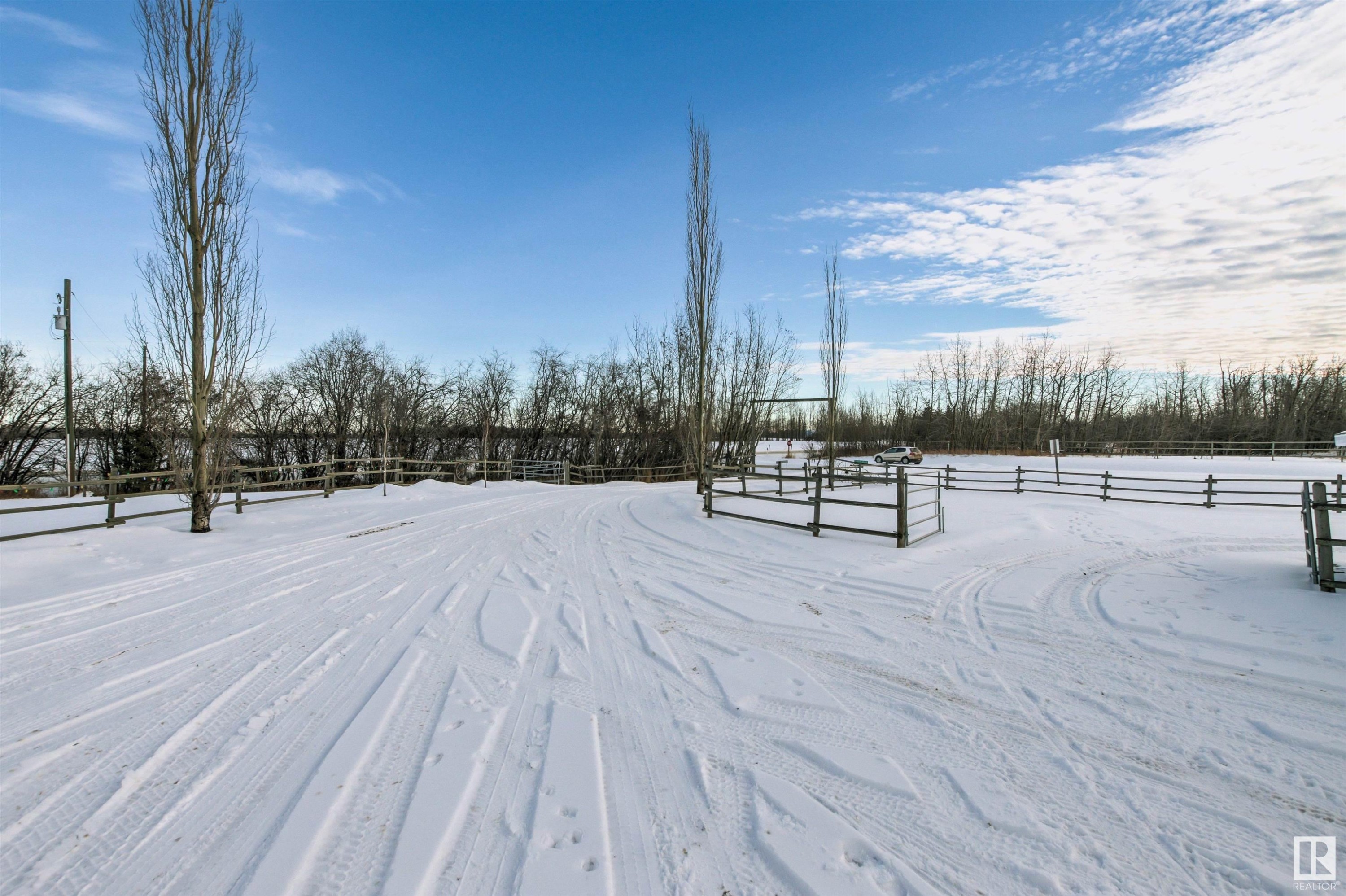 












1 53526 RGE ROAD 273

,
Rural Parkland County,




AB
T7X 3R9

