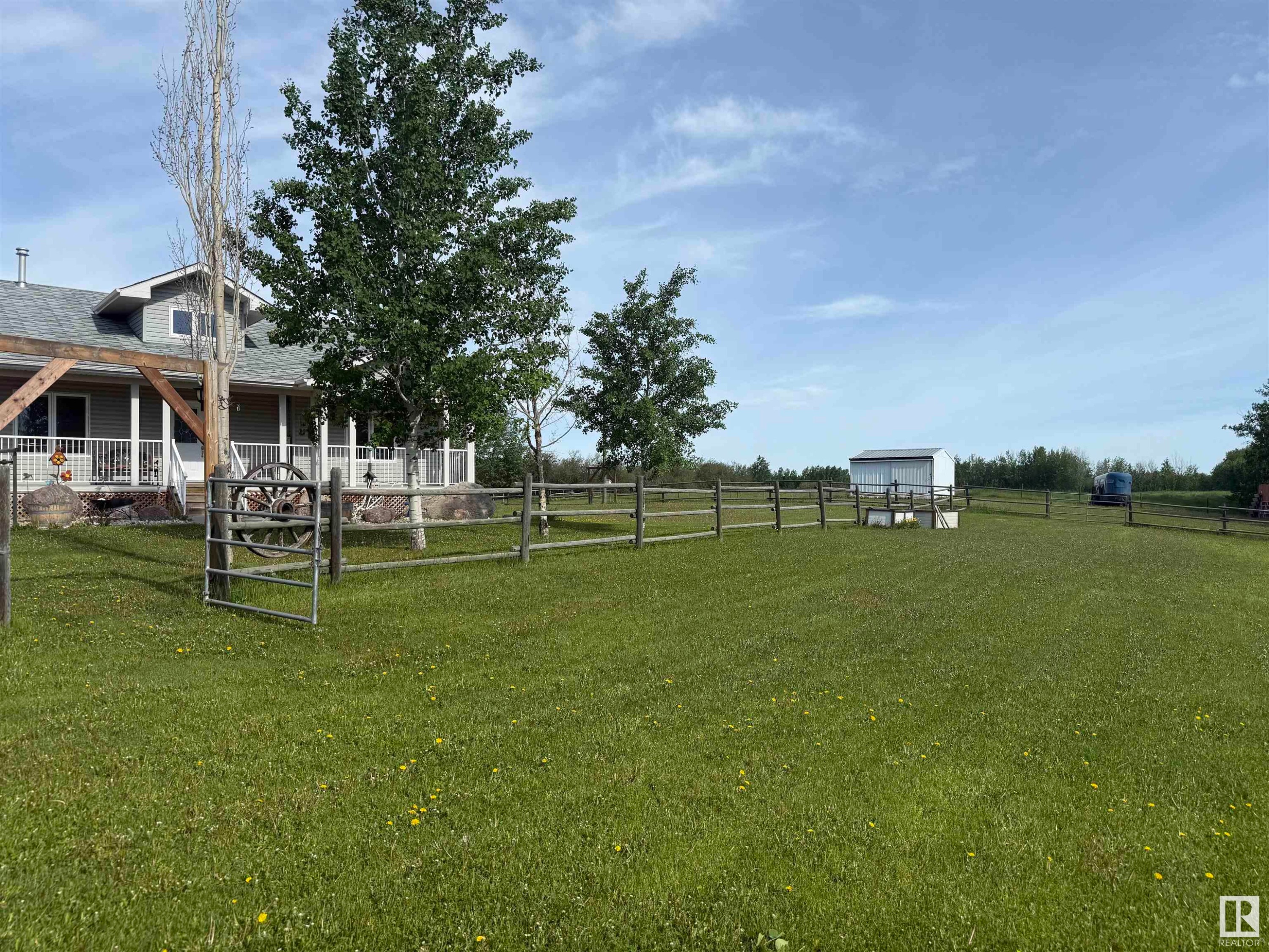 












1 53526 RGE ROAD 273

,
Rural Parkland County,




AB
T7X 3R9

