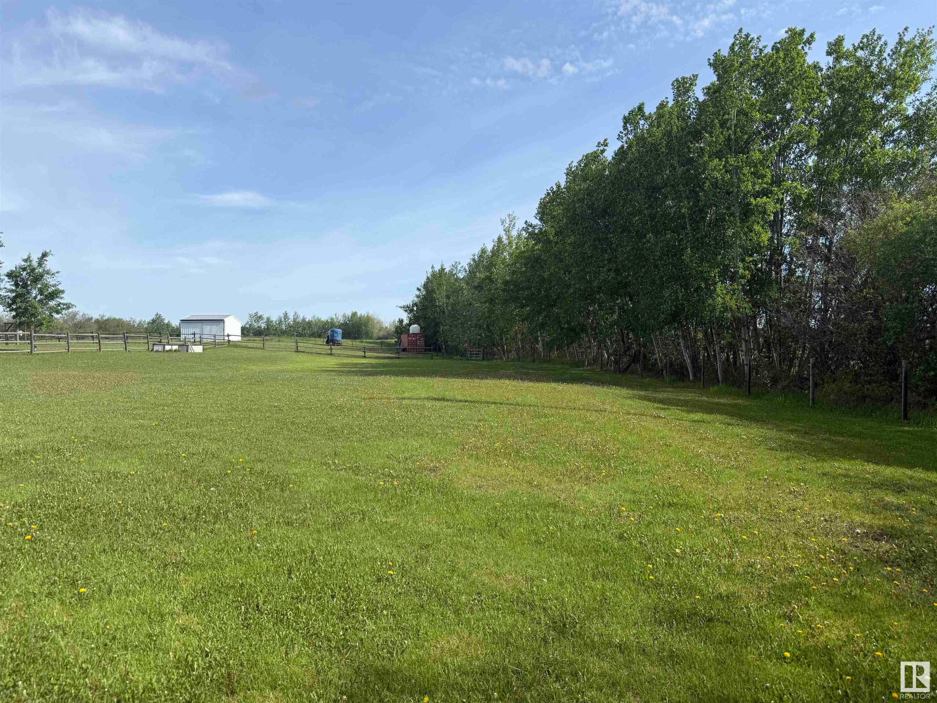 












1 53526 RGE ROAD 273

,
Rural Parkland County,




AB
T7X 3R9


