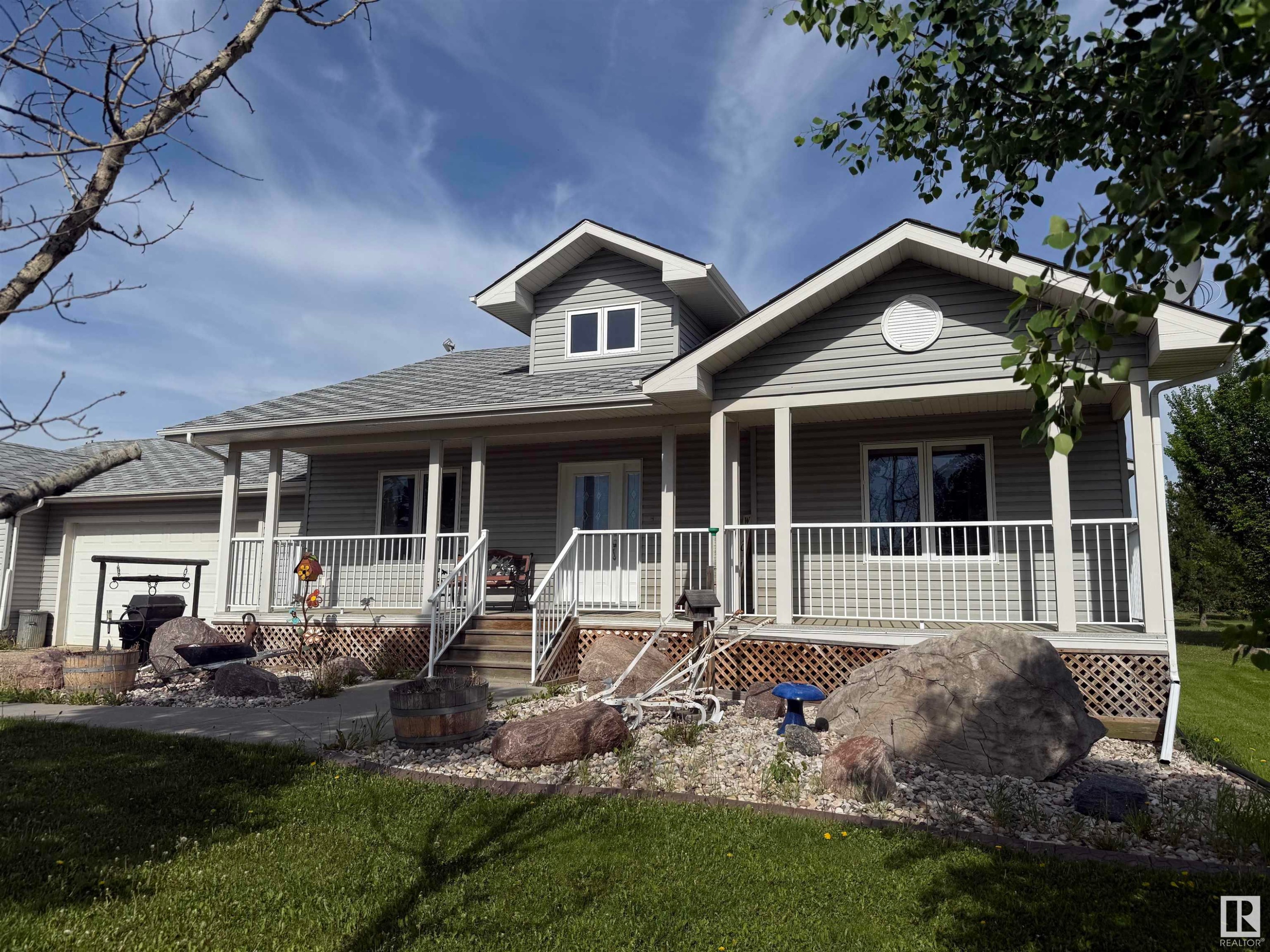 












1 53526 RGE ROAD 273

,
Rural Parkland County,




AB
T7X 3R9

