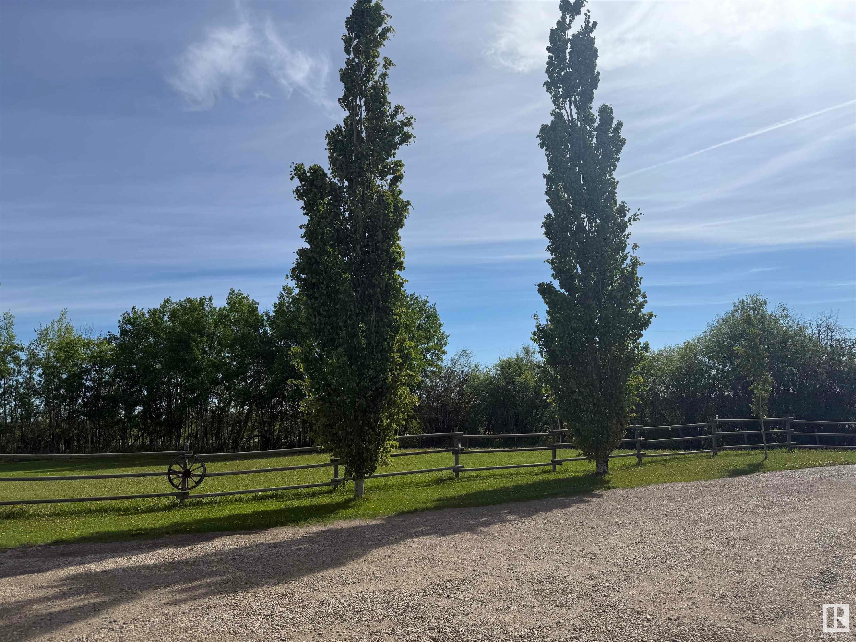 












1 53526 RGE ROAD 273

,
Rural Parkland County,




AB
T7X 3R9


