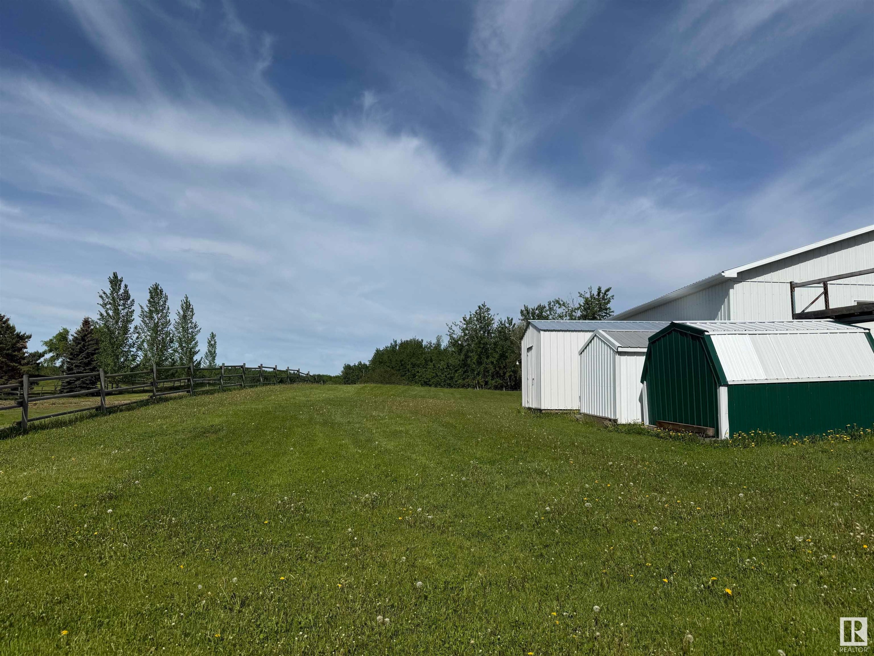 












1 53526 RGE ROAD 273

,
Rural Parkland County,




AB
T7X 3R9

