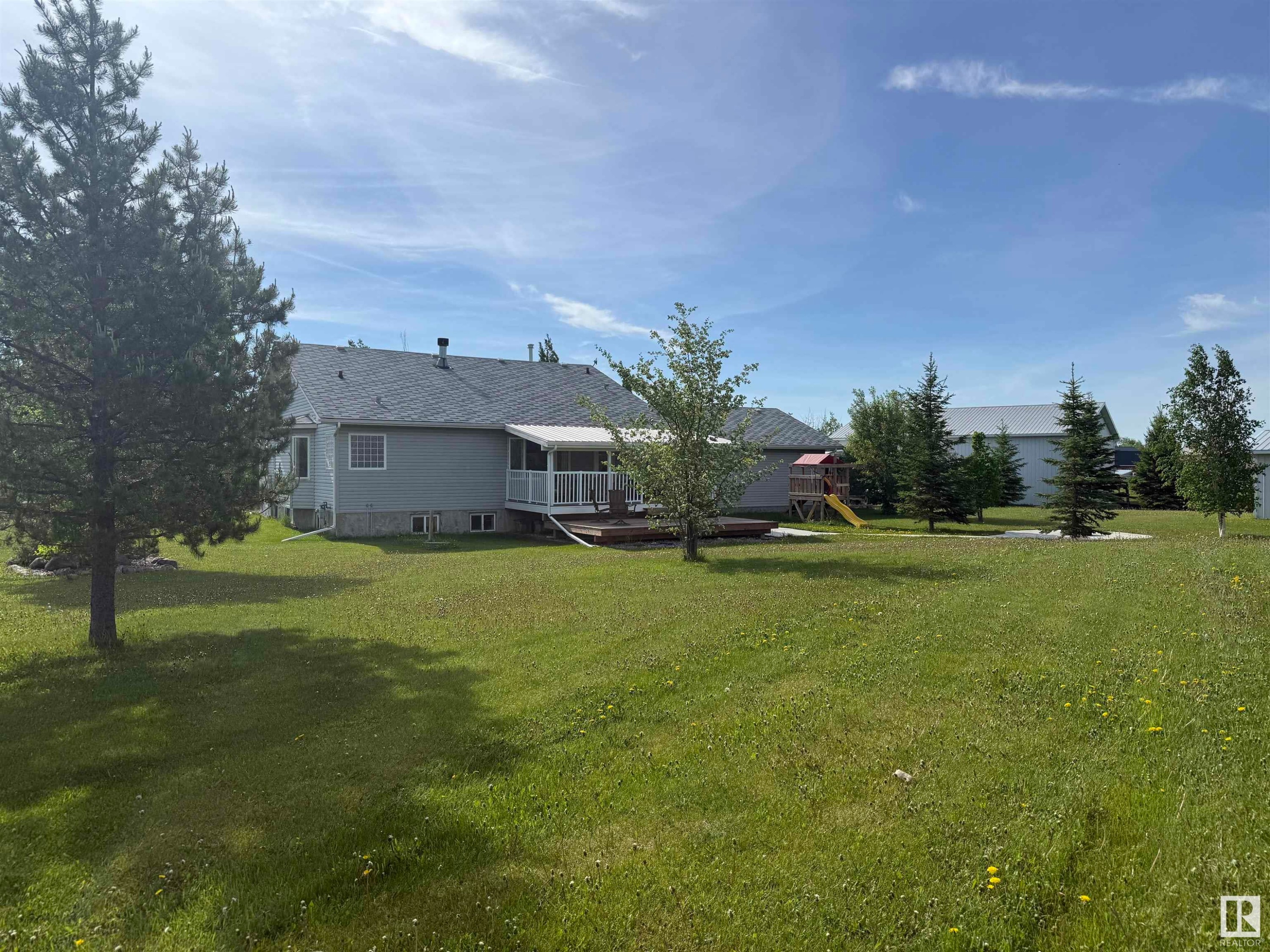 












1 53526 RGE ROAD 273

,
Rural Parkland County,




AB
T7X 3R9

