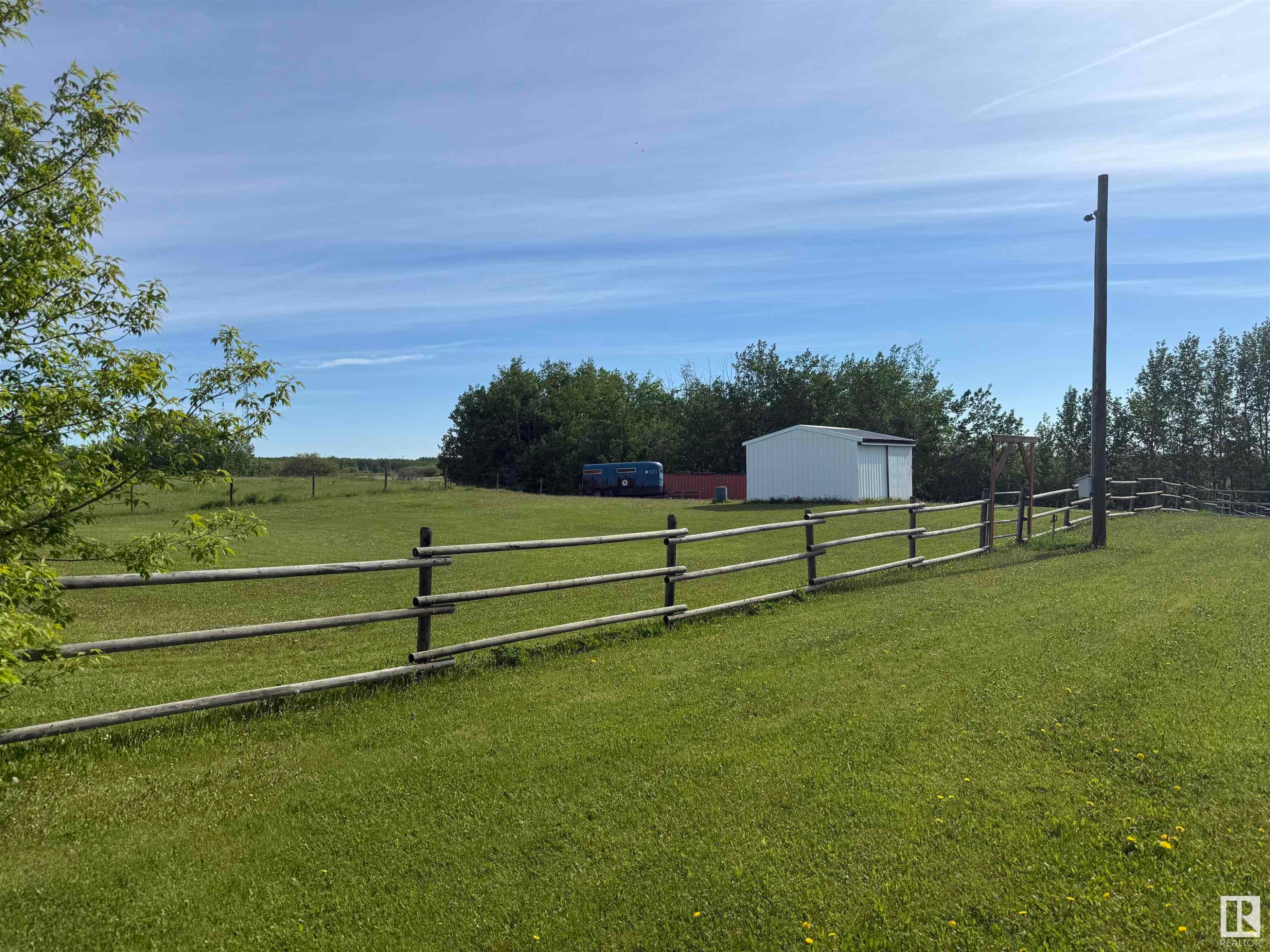 












1 53526 RGE ROAD 273

,
Rural Parkland County,




AB
T7X 3R9


