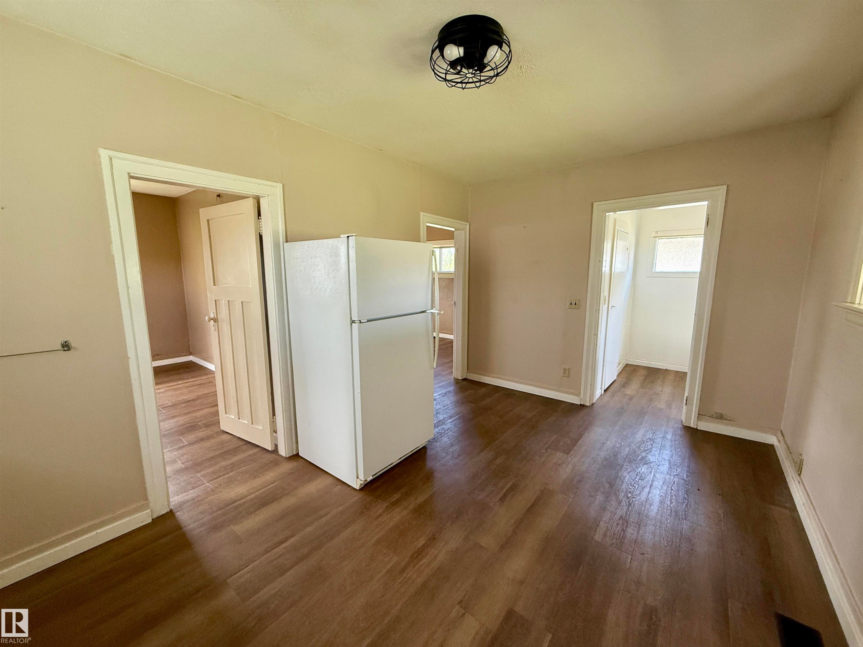












4917 47 Avenue

,
Stony Plain,




AB
T7Z 1L7

