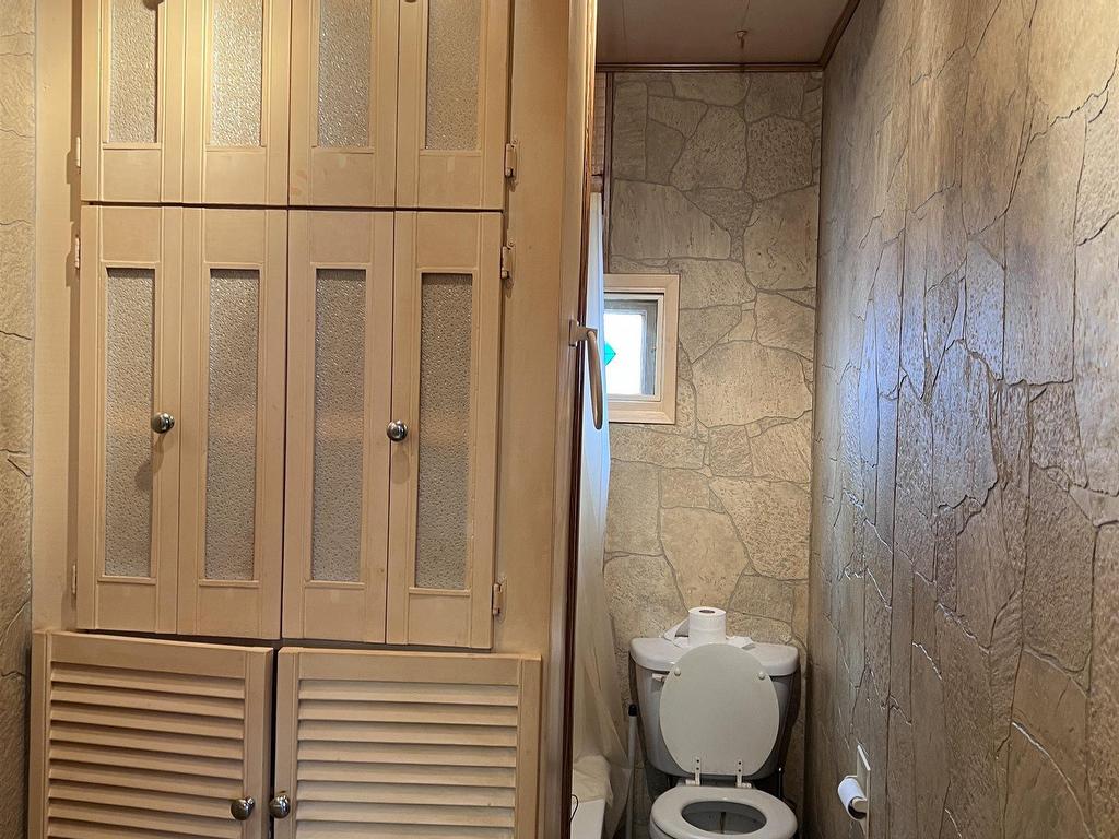 












5208 51ST Street

,
Strome,




AB
T0B 4H0

