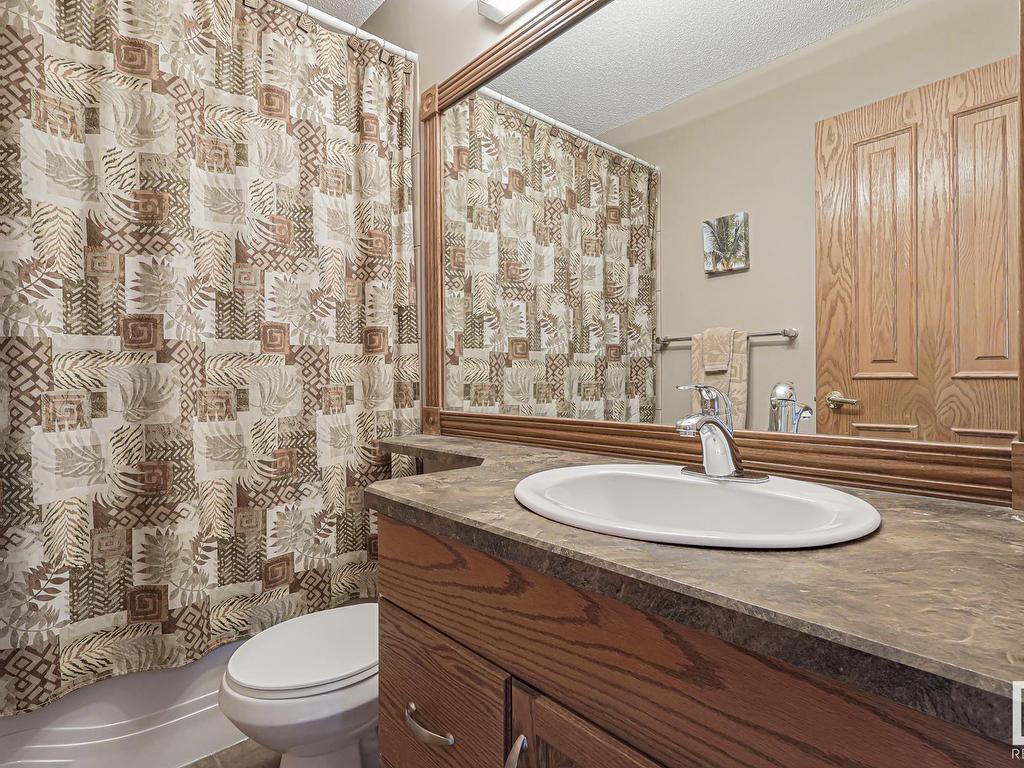 












192 REICHERT Drive

,
Beaumont,




AB
T4X 0B9

