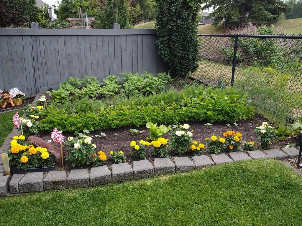 












192 REICHERT Drive

,
Beaumont,




AB
T4X 0B9

