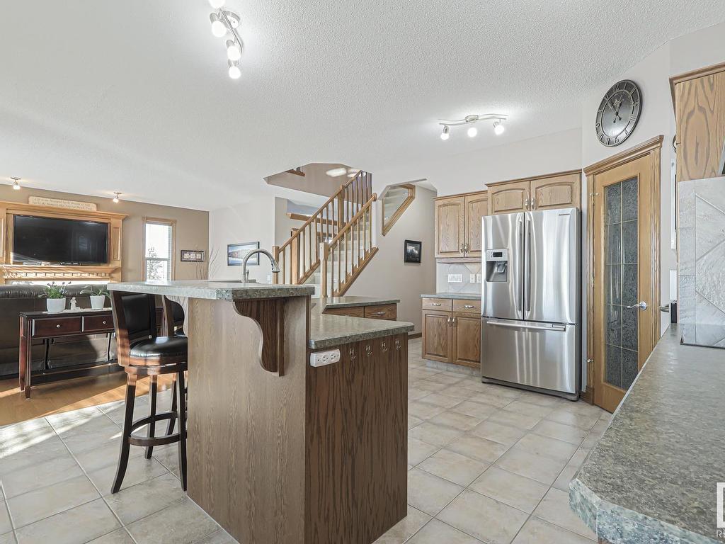 












192 REICHERT Drive

,
Beaumont,




AB
T4X 0B9


