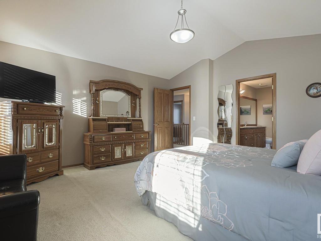 












192 REICHERT Drive

,
Beaumont,




AB
T4X 0B9

