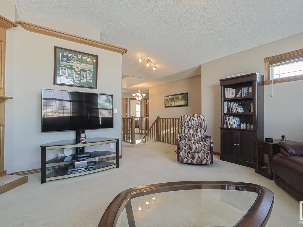 












192 REICHERT Drive

,
Beaumont,




AB
T4X 0B9

