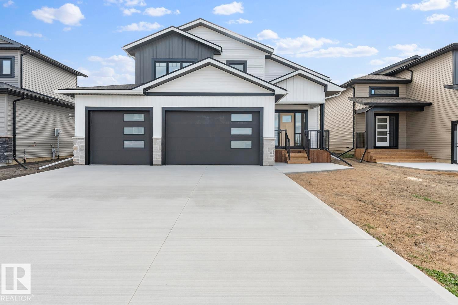 












807 Schooner Drive

,
Cold Lake,




AB
T9M 0L7

