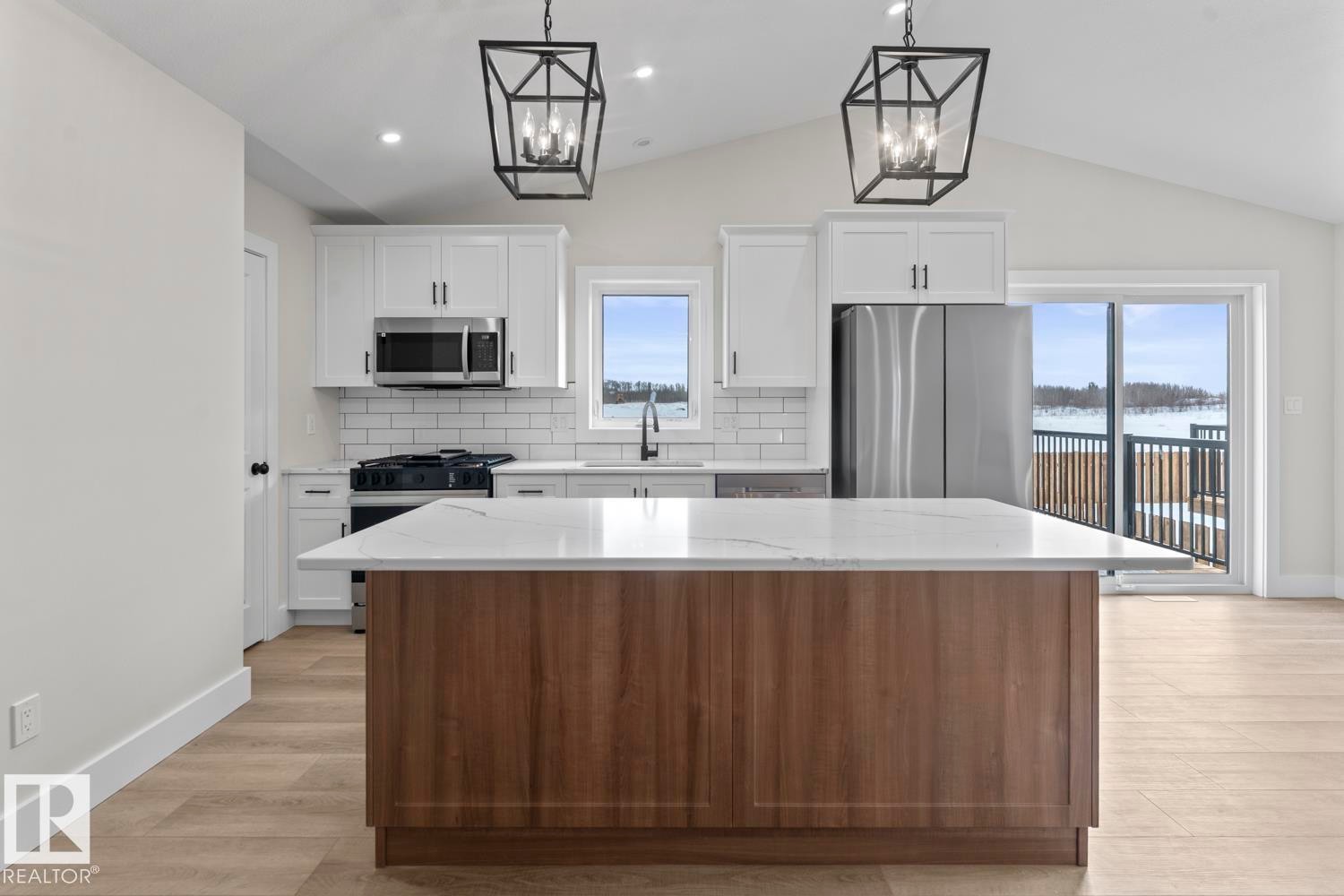 












807 Schooner Drive

,
Cold Lake,




AB
T9M 0L7

