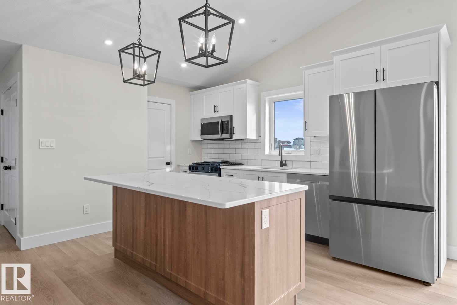 












807 Schooner Drive

,
Cold Lake,




AB
T9M 0L7


