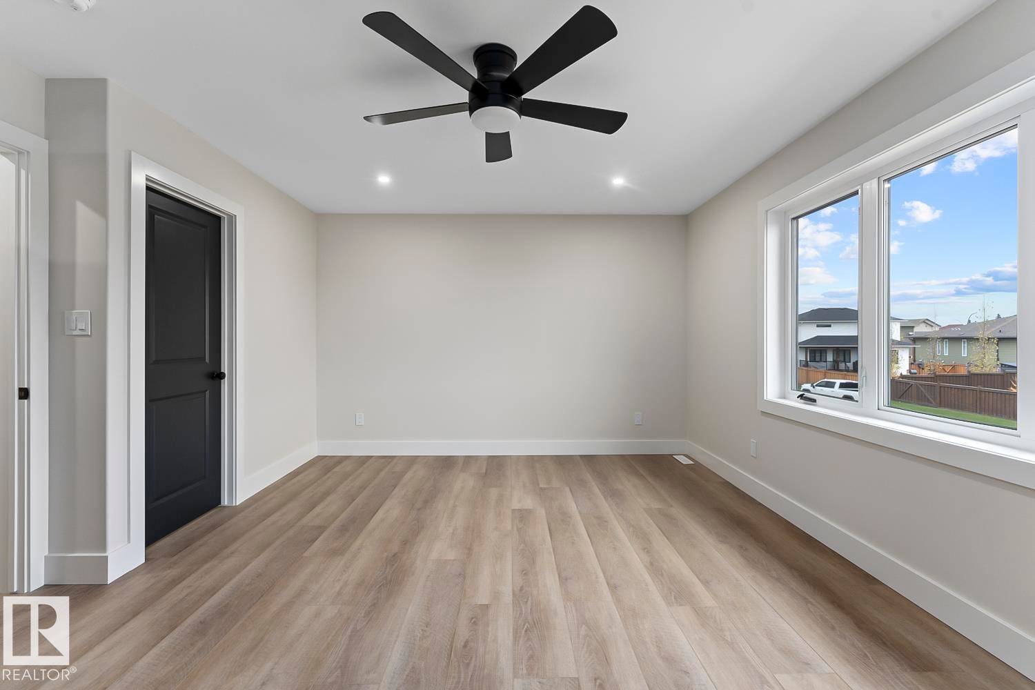












809 Schooner Drive

,
Cold Lake,




AB
T9M 0L7

