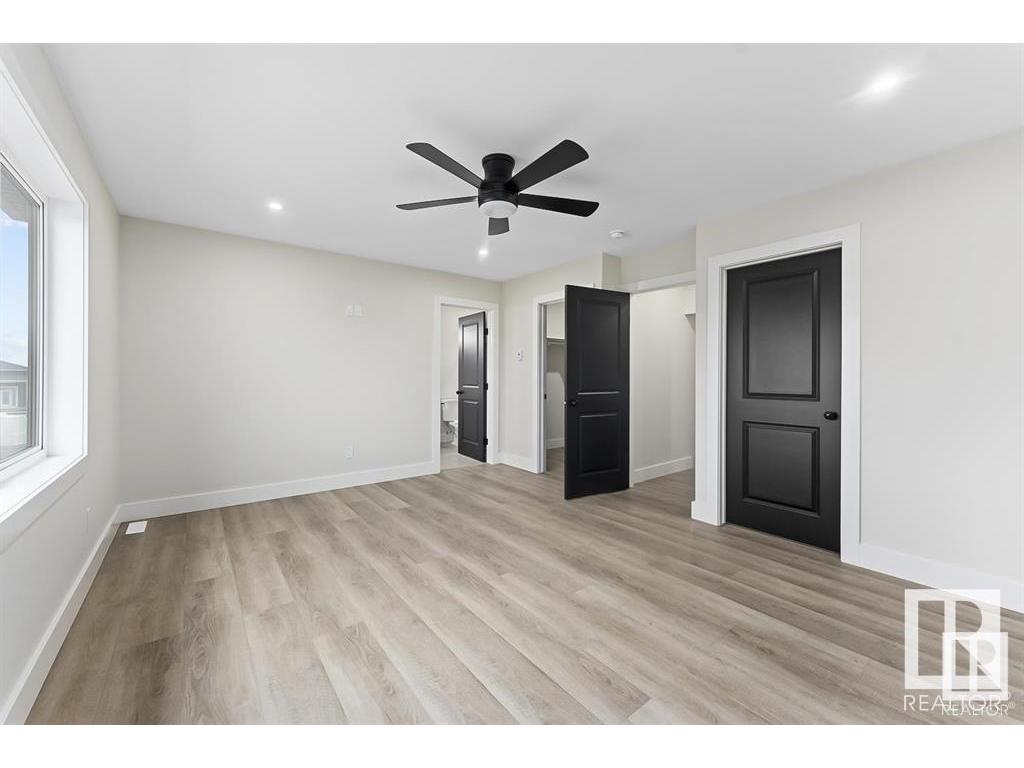 












428 Lakewood Way

,
Cold Lake,




AB
T9M 0K7

