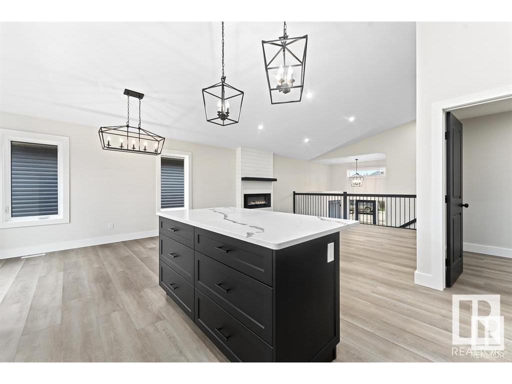 












428 Lakewood Way

,
Cold Lake,




AB
T9M 0K7

