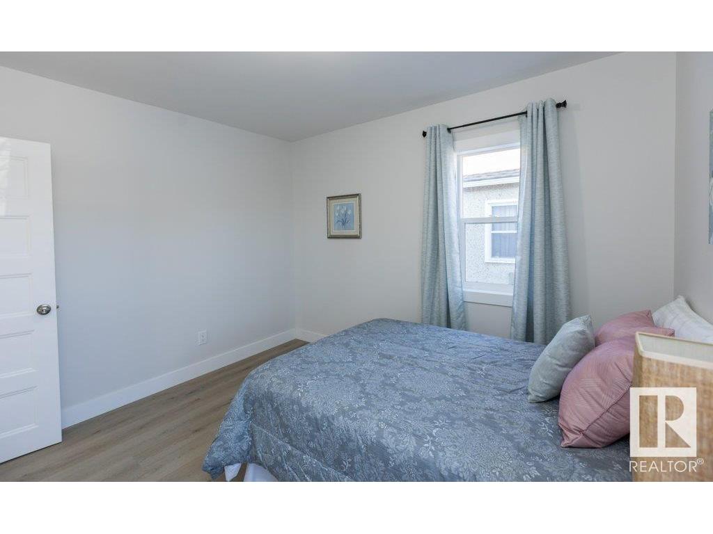 












10123 104 Street

,
Westlock,




AB
T7P 1V3

