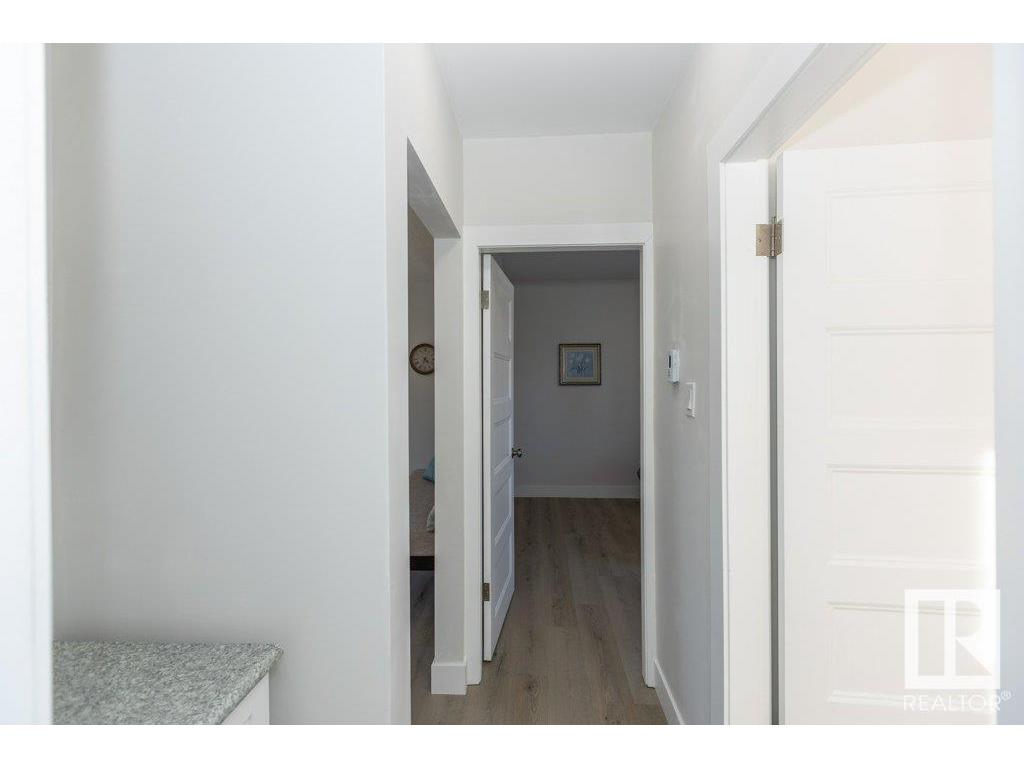 












10123 104 Street

,
Westlock,




AB
T7P 1V3

