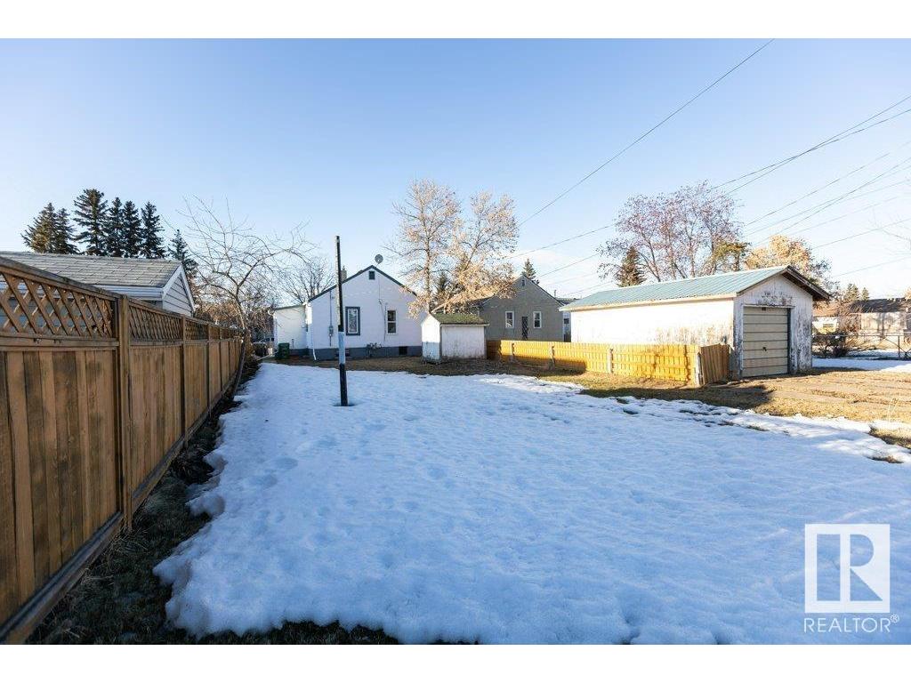 












10123 104 Street

,
Westlock,




AB
T7P 1V3

