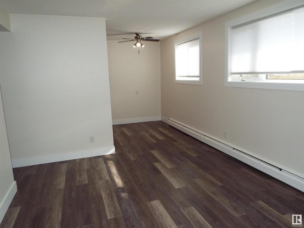 












2 10726 84 Avenue

,
Edmonton,




AB
T6E 2H9

