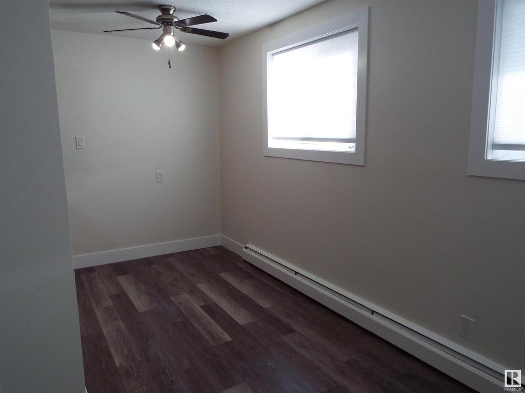 












2 10726 84 Avenue

,
Edmonton,




AB
T6E 2H9

