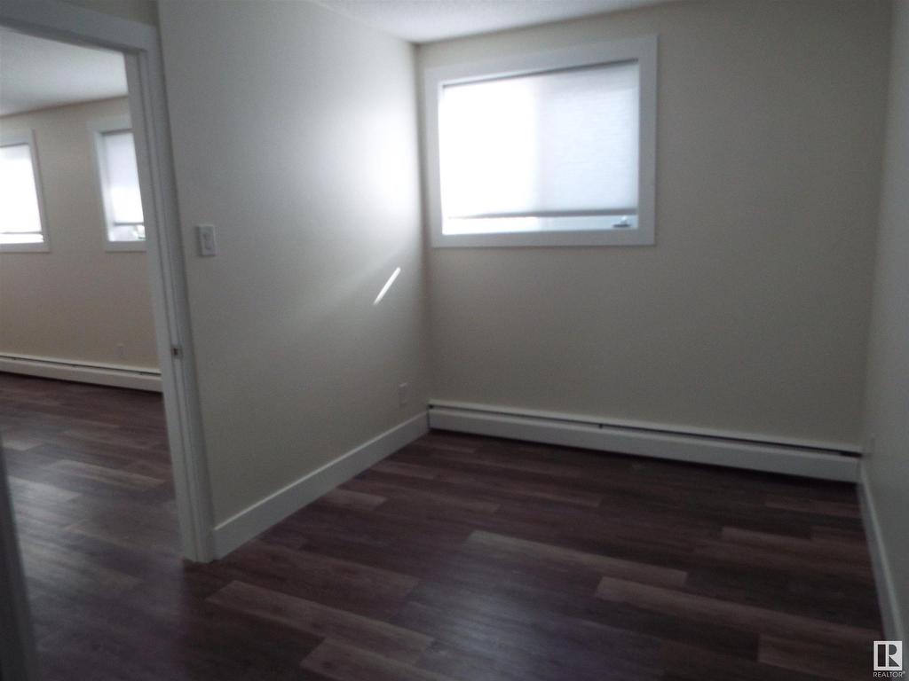 












2 10726 84 Avenue

,
Edmonton,




AB
T6E 2H9

